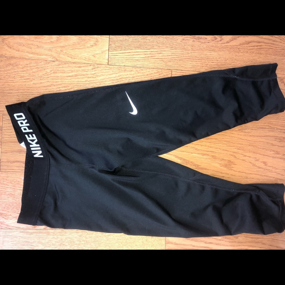 Nike leggings. Nike pros. Girls large.